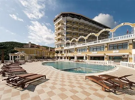 Thermalium Wellness & By Vima אתר נופש 4*