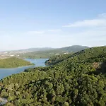 Thermalium Wellness Park 4* 얄로바